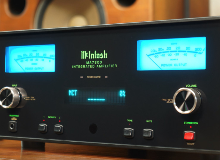 【美品】McIntosh MA7200 マッキントッシュ プリメインアンプ 200W+200W/2,4,8Ω / DSD256,DXD384対応USBデジタル入力対応 @R09259 R09259