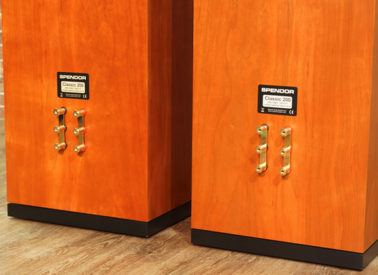 美品】SPENDOR Classic 200 ペア (2023年製) スペンドール スピーカー